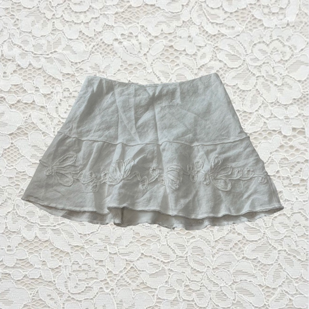 vintage embroidered white knee length fairy skirt